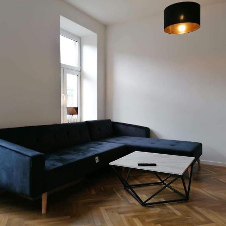 Awangardowy Apartament W Centrum Loft Лодзь Экстерьер фото